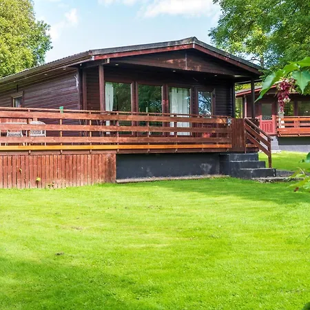Bluebell Lodge 4 With Hot Tub Newton Stewart Exterior photo