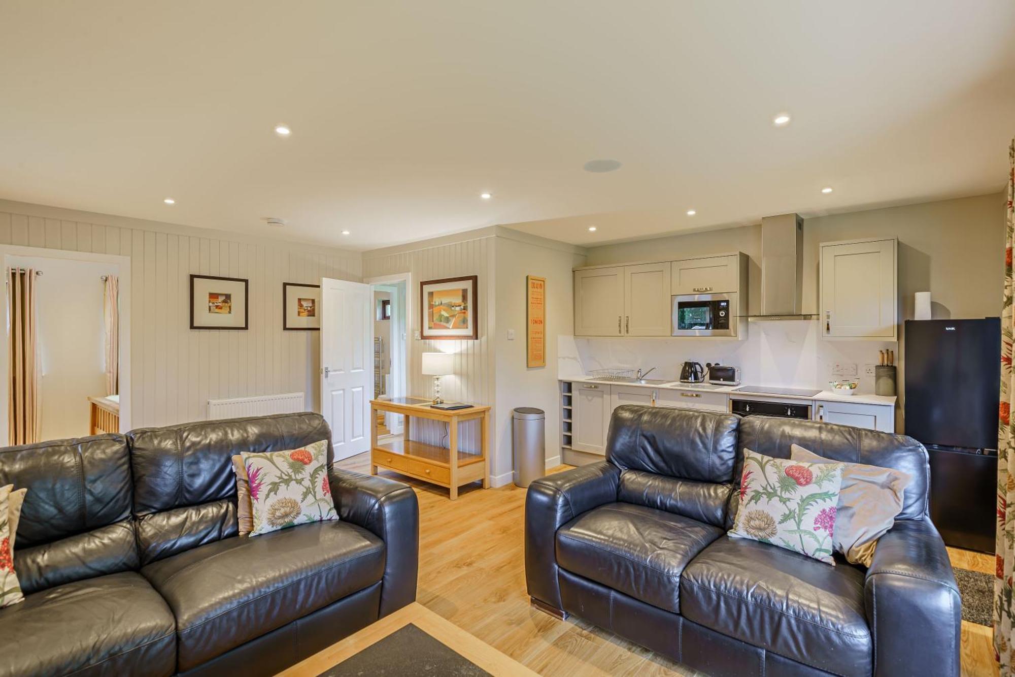 Bluebell 4 With Hot Tub Newton Stewart
